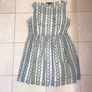 Forever 21 white dress with black detailing